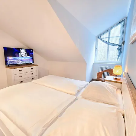 Duenenpark - Klassik Mit 1 Schlafzimmer Und Balkon Im Dachgeschoss 184 Lägenhet Binz